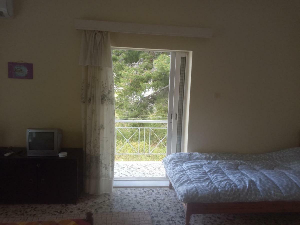 Vangelis House Near Athens Airport 아르테미다 외부 사진